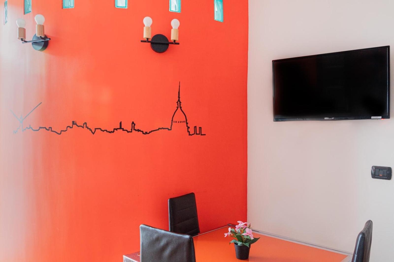 Equipped Apt Near To Parco Dora Turin Bagian luar foto